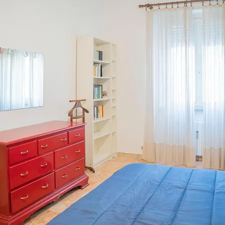 076 - Casa La Libreria, Centro Citta Di Chiavari, 500 Metri Da Mare E Spiagge - 2 Da Letto Appartamento Chiavari