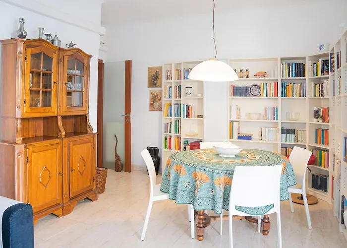 076 - Casa La Libreria, Centro Citta Di Chiavari, 500 Metri Da Mare E Spiagge - 2 Da Letto * Chiavari